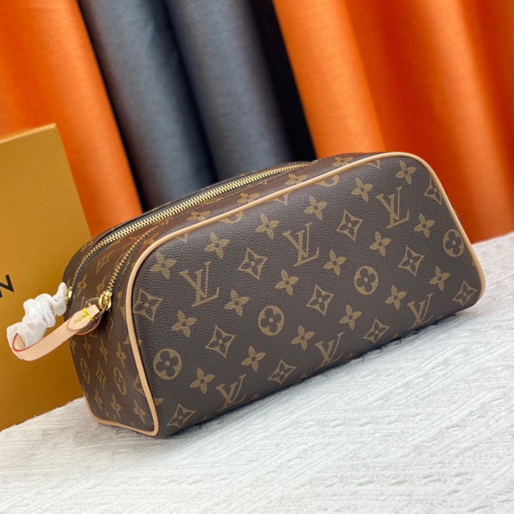 Louis Vuitton LV Cosmetic Dopp Kit Bag M44494(Replica)