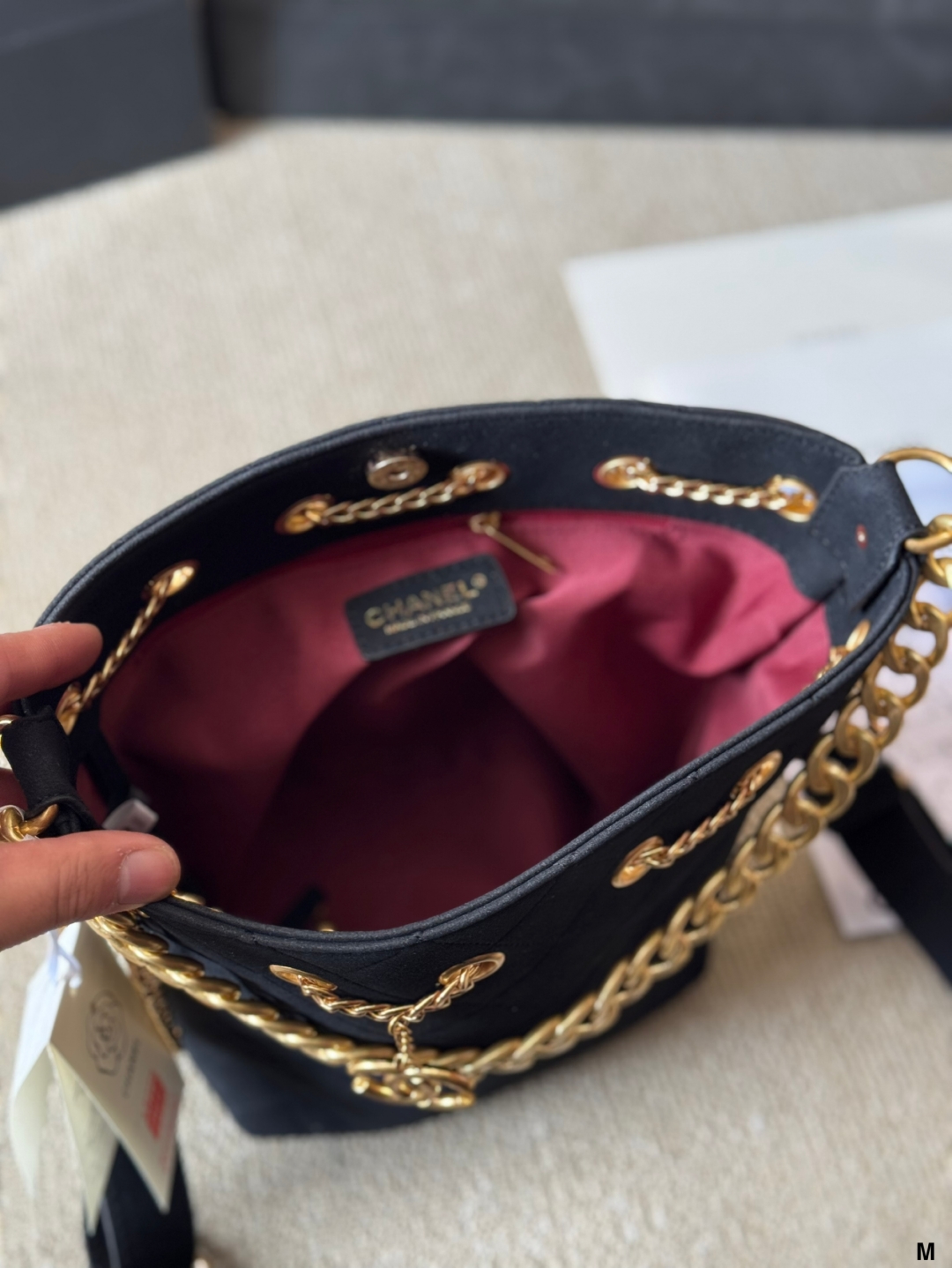Chanel Bucket Bag 040 DB581 28cm