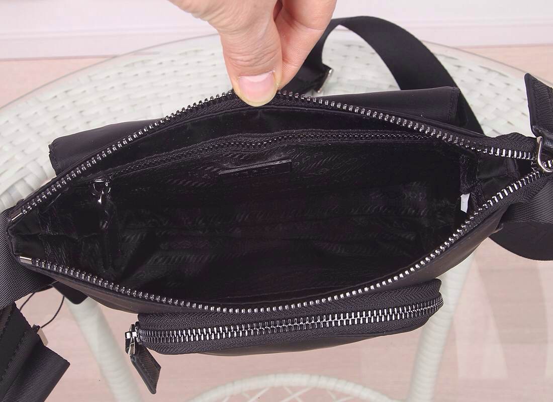 Prada8994HMF011 22*20*10 cm