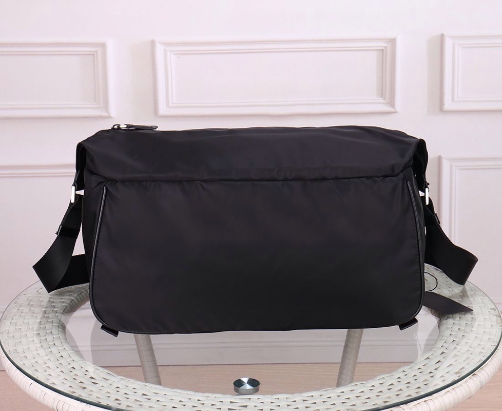 Prada993HMF041 39*24*18 cm