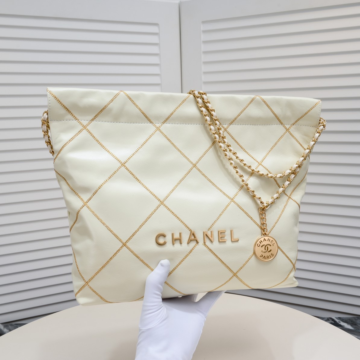 Chanel 22 Bag Pearl Bag Golden Thread Large Shoulder Bag Handbag