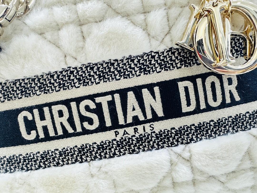 10A + top quality Dior Medium Lady D-Lite Bag 9920 DD003 24cm