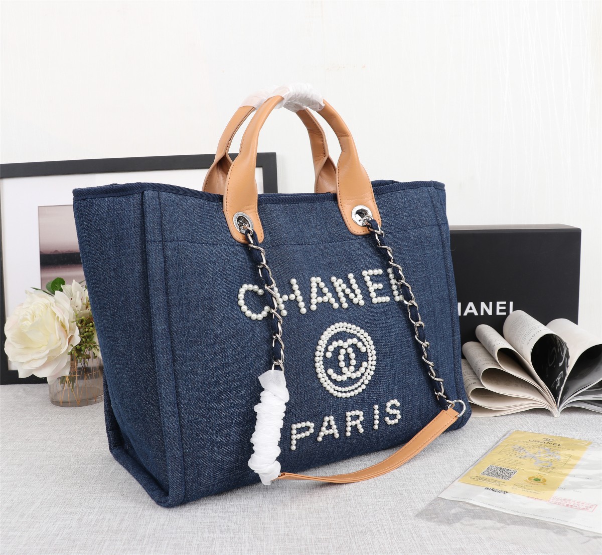 chanel610PYD022