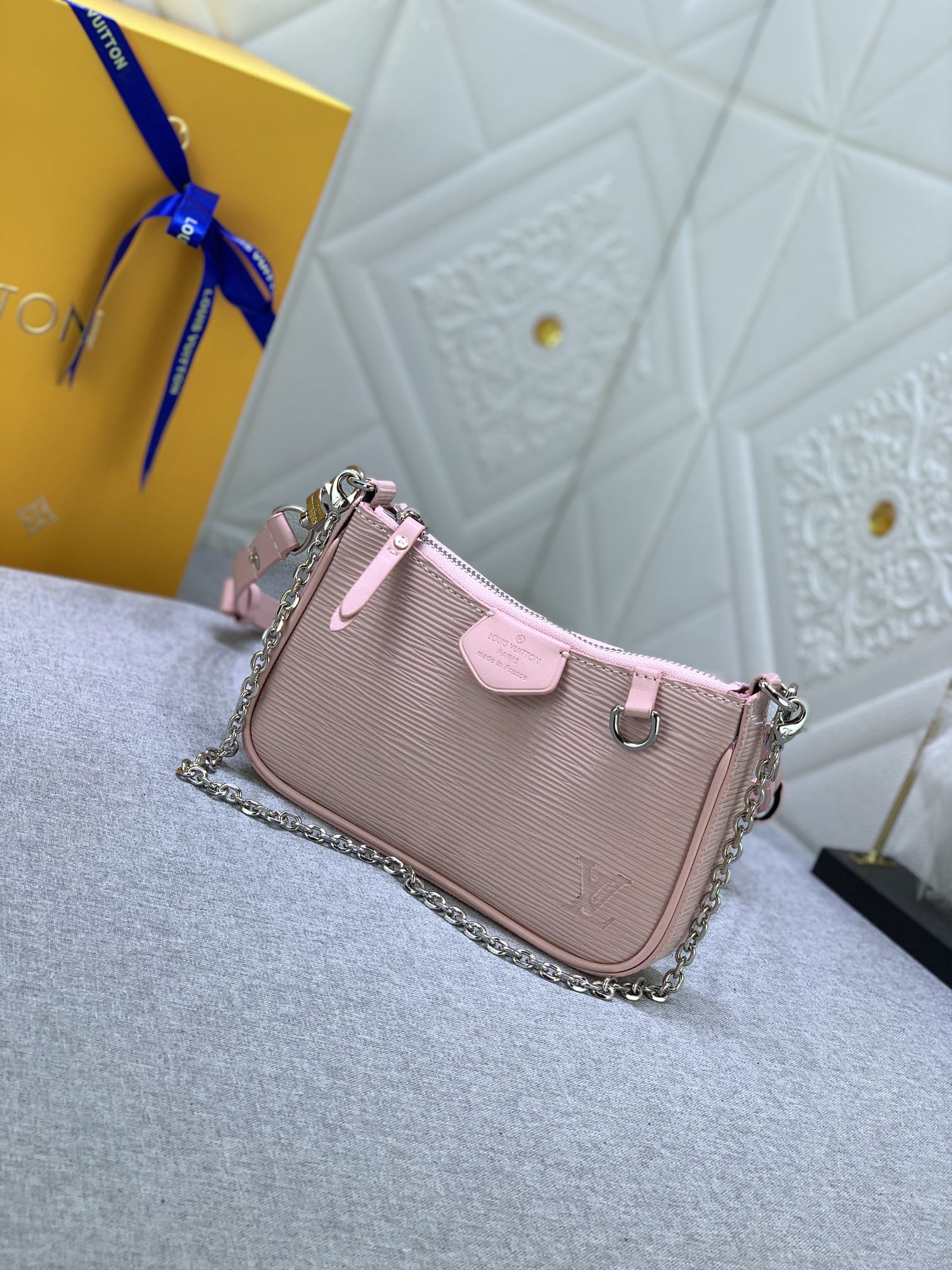 LV Easy Pouch On Strap Pink water ripples M80349 MQ051 19cm