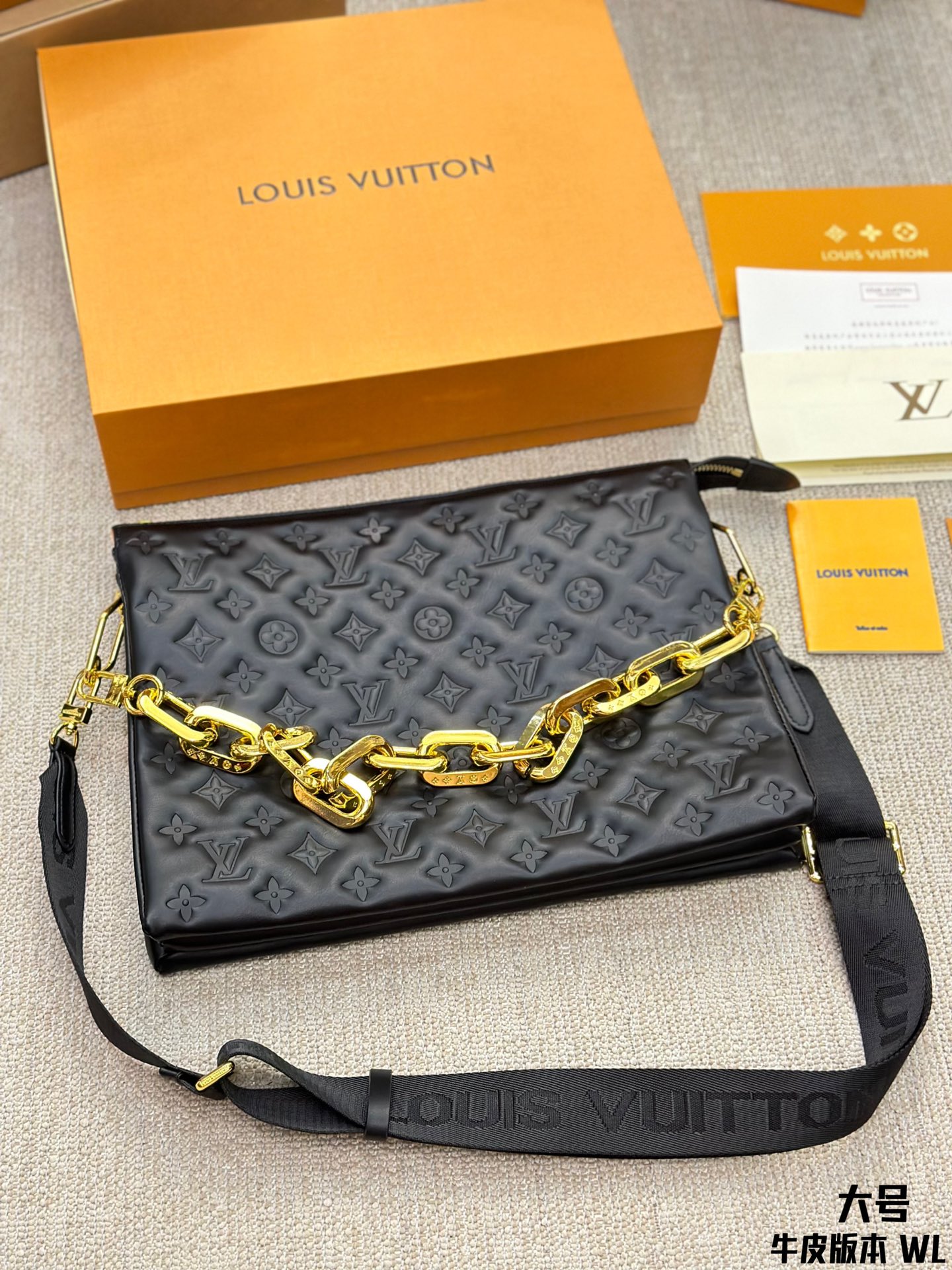 10A + quality LV Coussin MM M23057 DB022 34cm