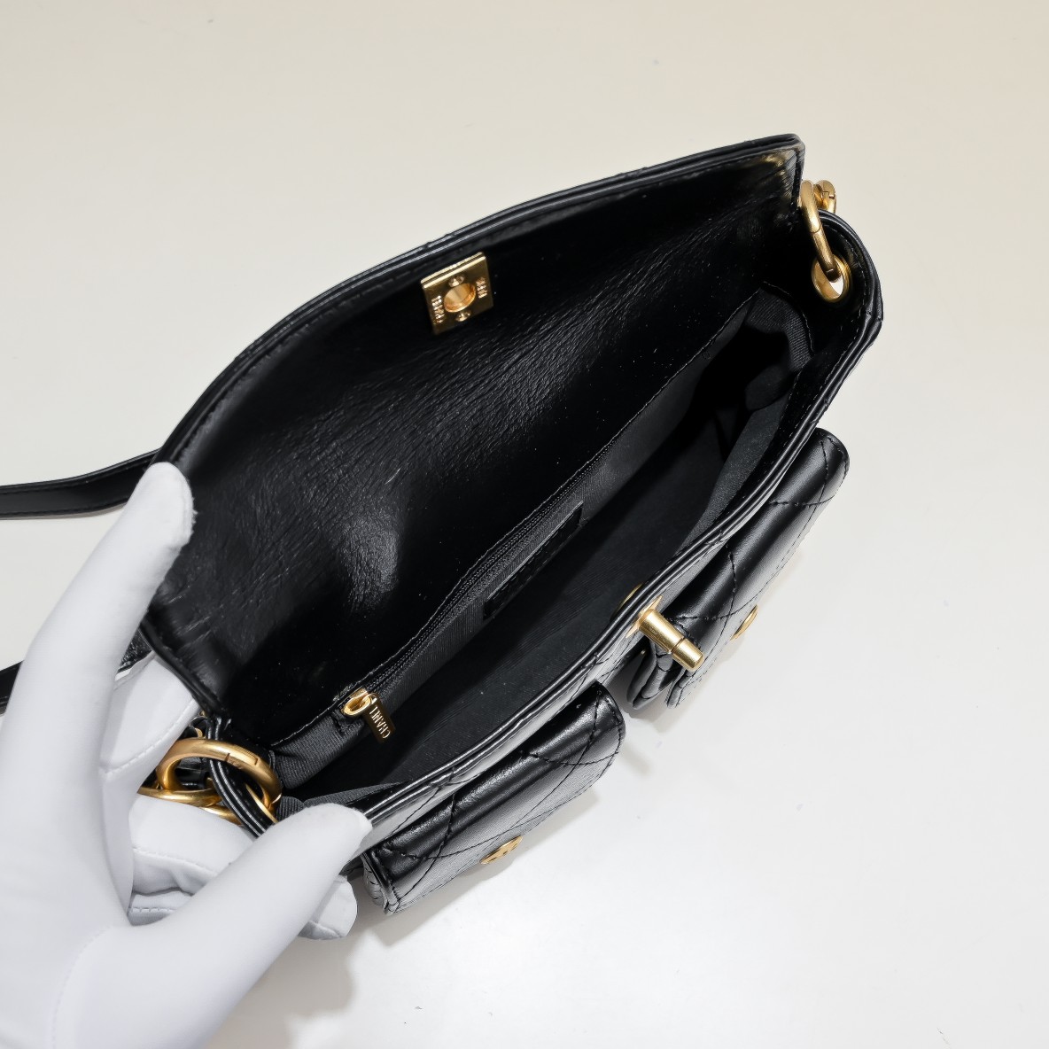 Chanel  Shoulder Bag Handbag