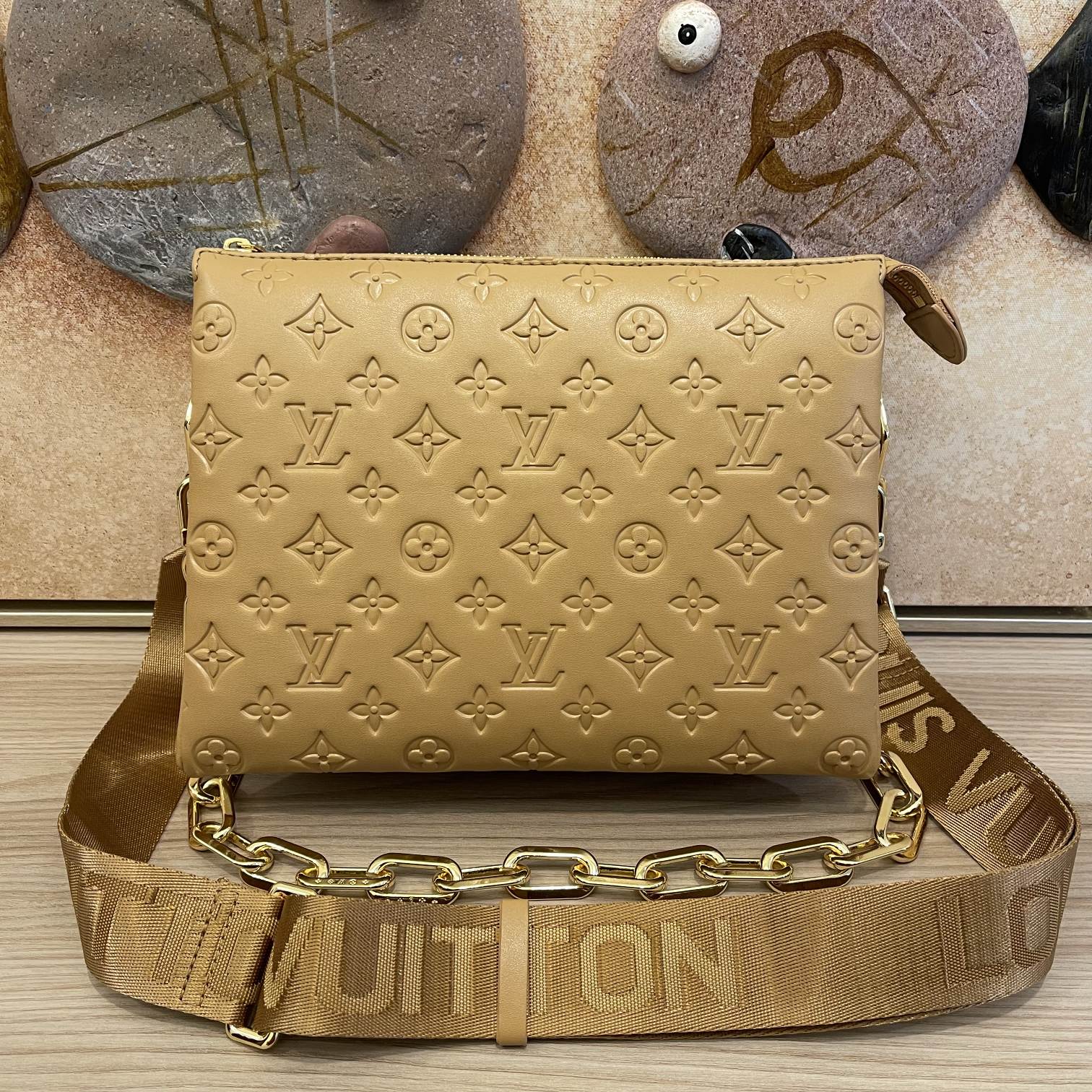 Louis Vuitton COUSSIN PM