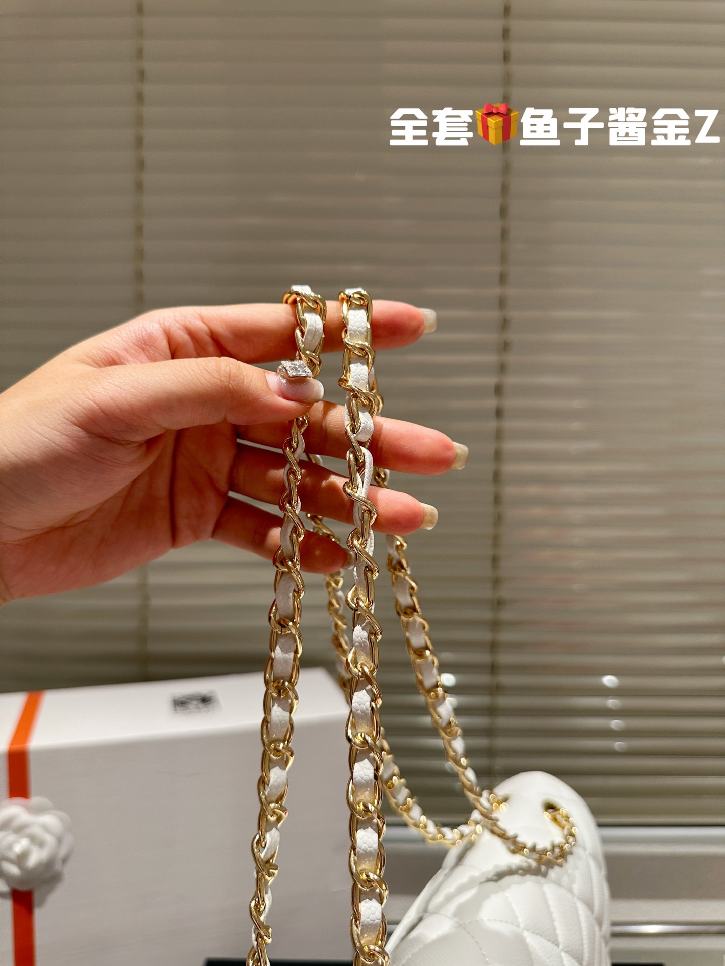 Chanel Classic flap 020 caviar DB032 30cm