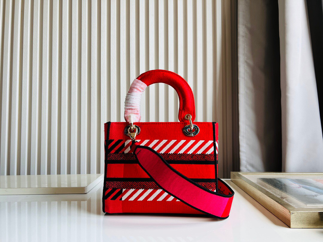 10A + top quality Dior Medium Lady D-Lite Bag M0565 LM003 24cm