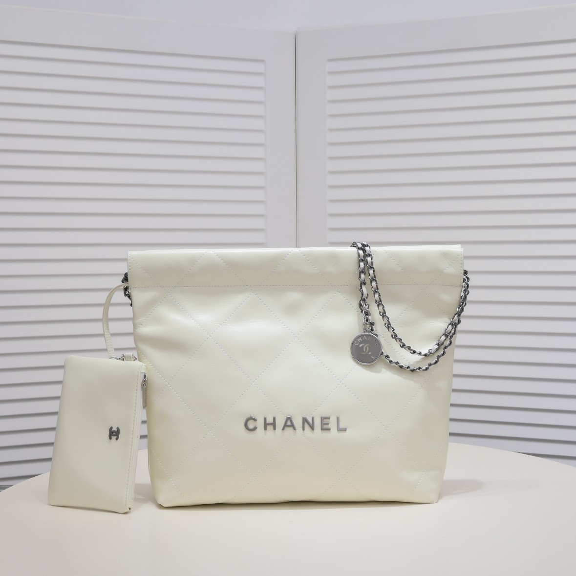 Chanel 22 Bag Pearl Bag Shoulder Bag Handbag