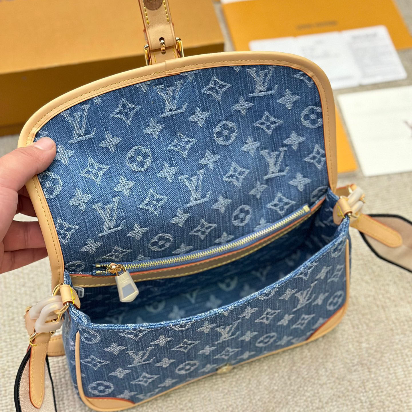 Louis Vuitton LV Diane Denim Shoulder Bag Handbag (Replica)