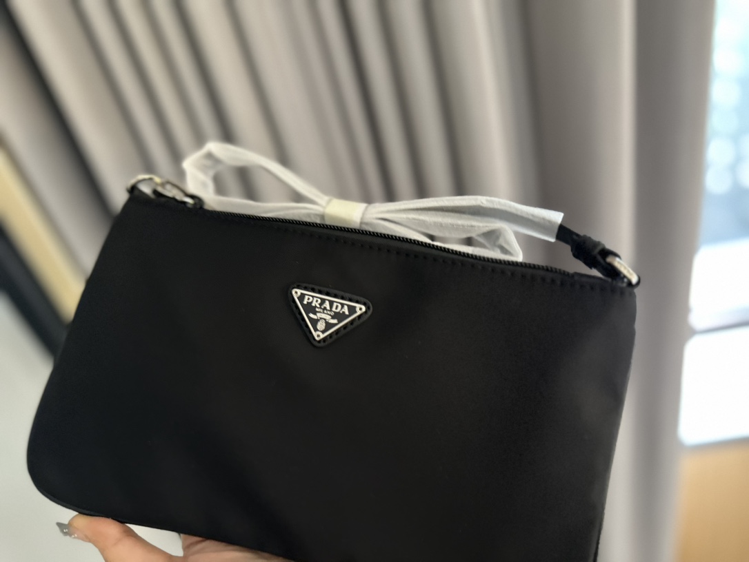 Prada Shoulder Bag 005 DB511 20cm