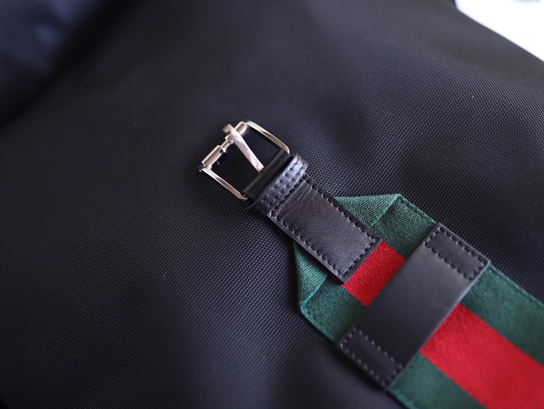 Gucci 337075 smile 081 42cm