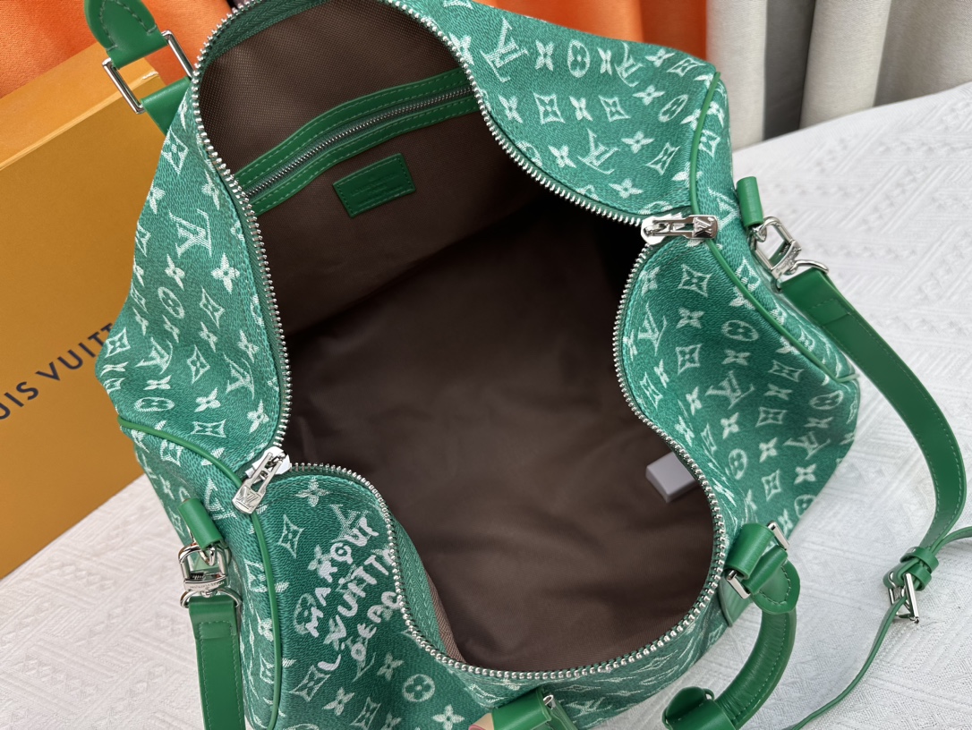 Louis Vuitton Keepall Bandoulière 50cm travel bag  M41416