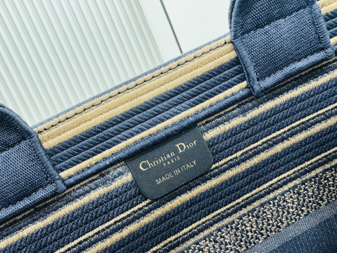 Dior Book Tote Thick Thread Thick Fabric Shoulder Bag Handbag