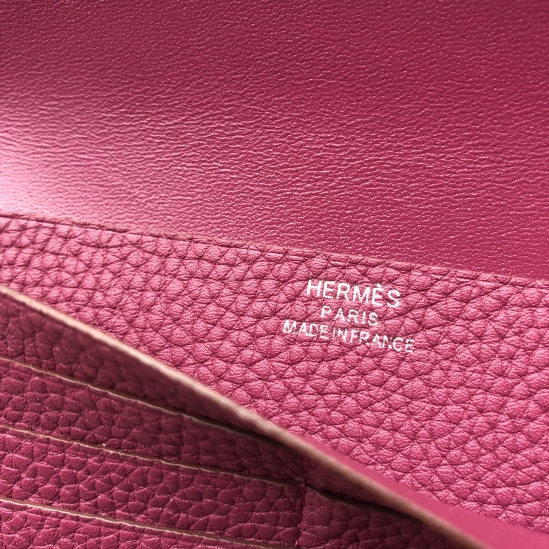 Hermes Dogon Compact Wallet Medium Peach