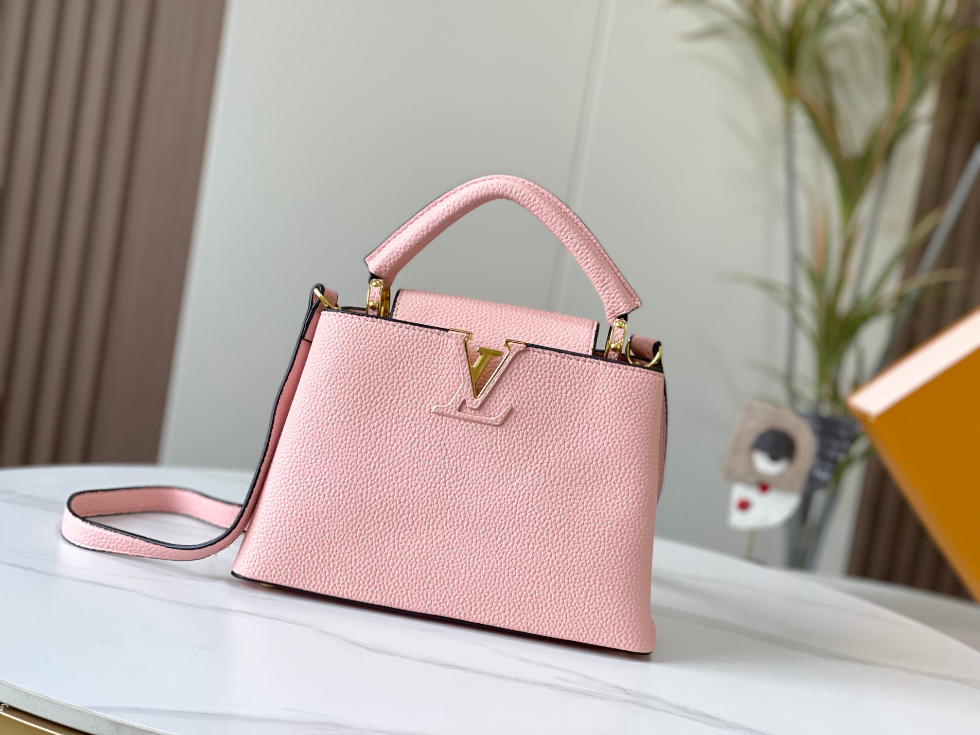 LV Capucines Bag M94519 LM002 27cm