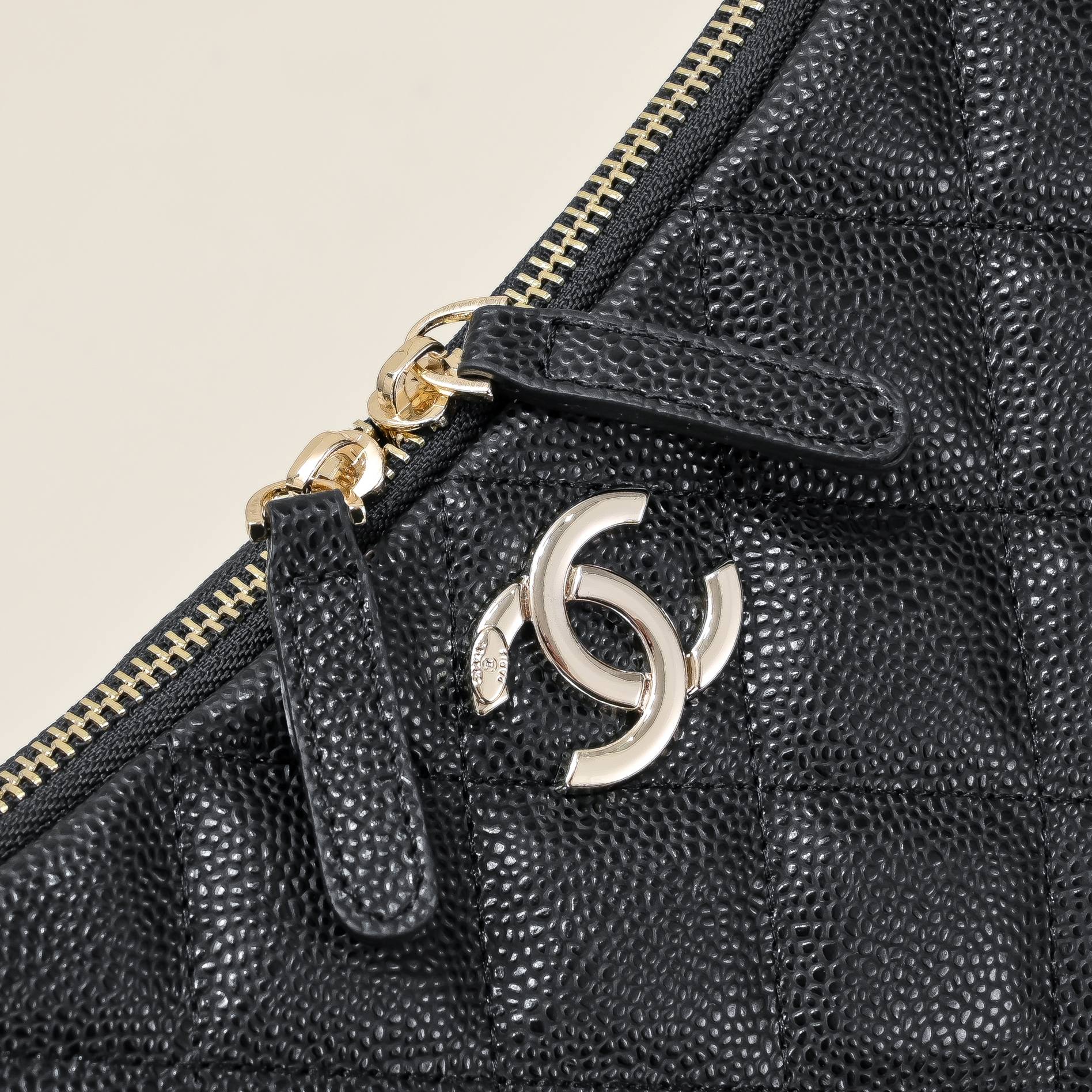 Chanel Hobo Underarm Bag Small Shoulder Bag Handbag