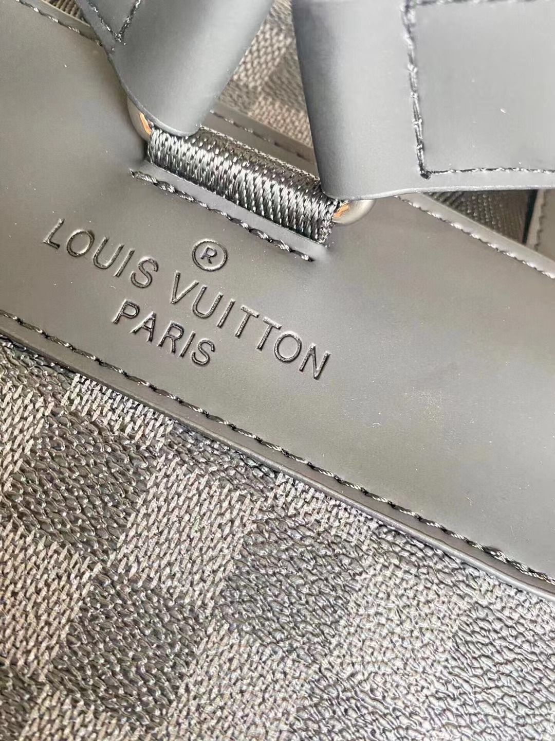 Louis Vuitton CHRISTOPHER 48CM