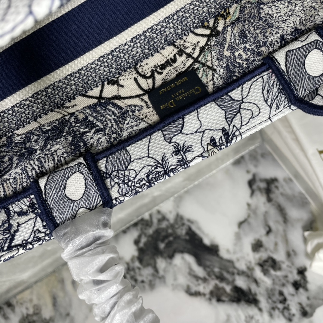 10A + top quality Medium Dior Book Tote 0175 XB022 36cm