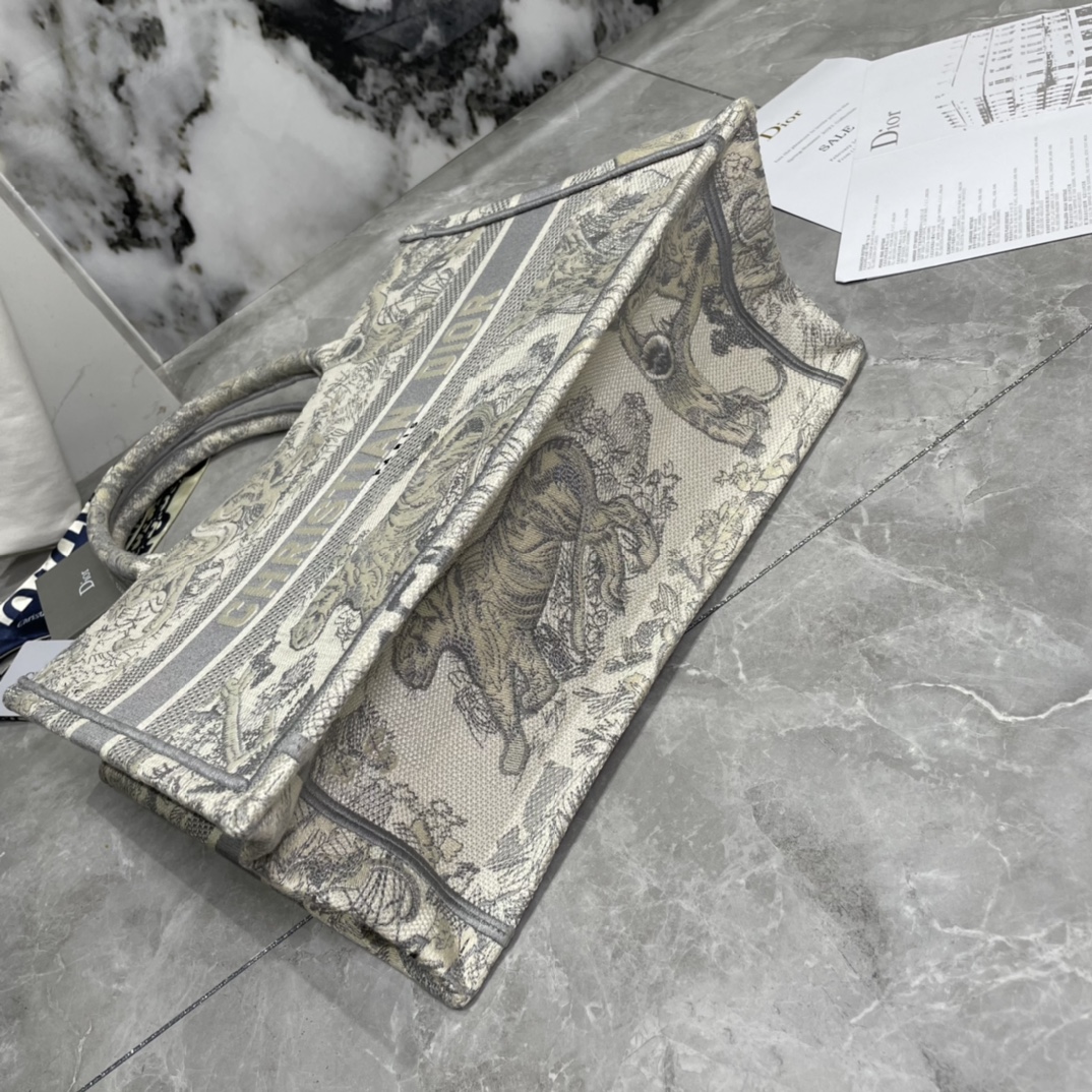 10A + top quality Medium Dior Book Tote 0175 XB022 36cm