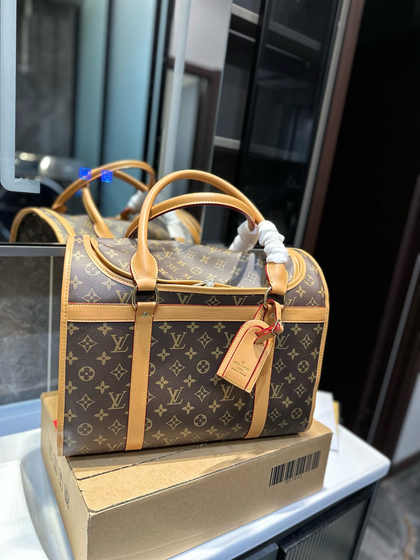 LV Dog Bag 023 DB071 39cm