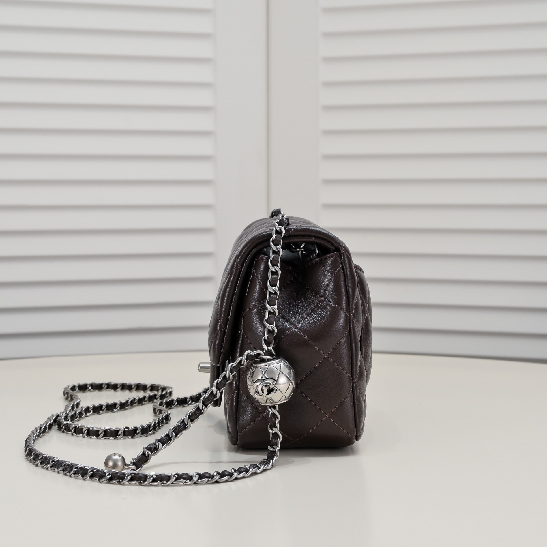 Chanel Cross Body Metal Ball Chain Shoulder Bag Handbag