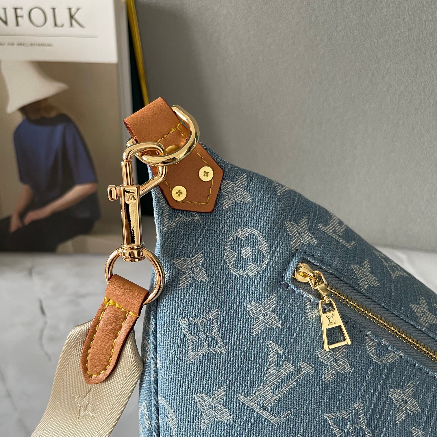 LV High Rise Waist Bag M46837 LM041 38cm