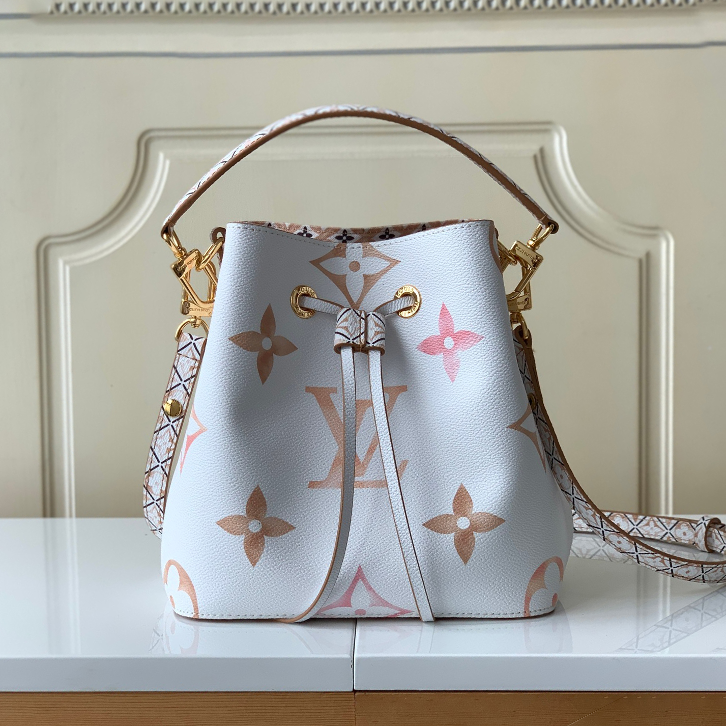 Louis Vuitton LV NéoNoé BB-Multiple Shoulder Bag(Replica)