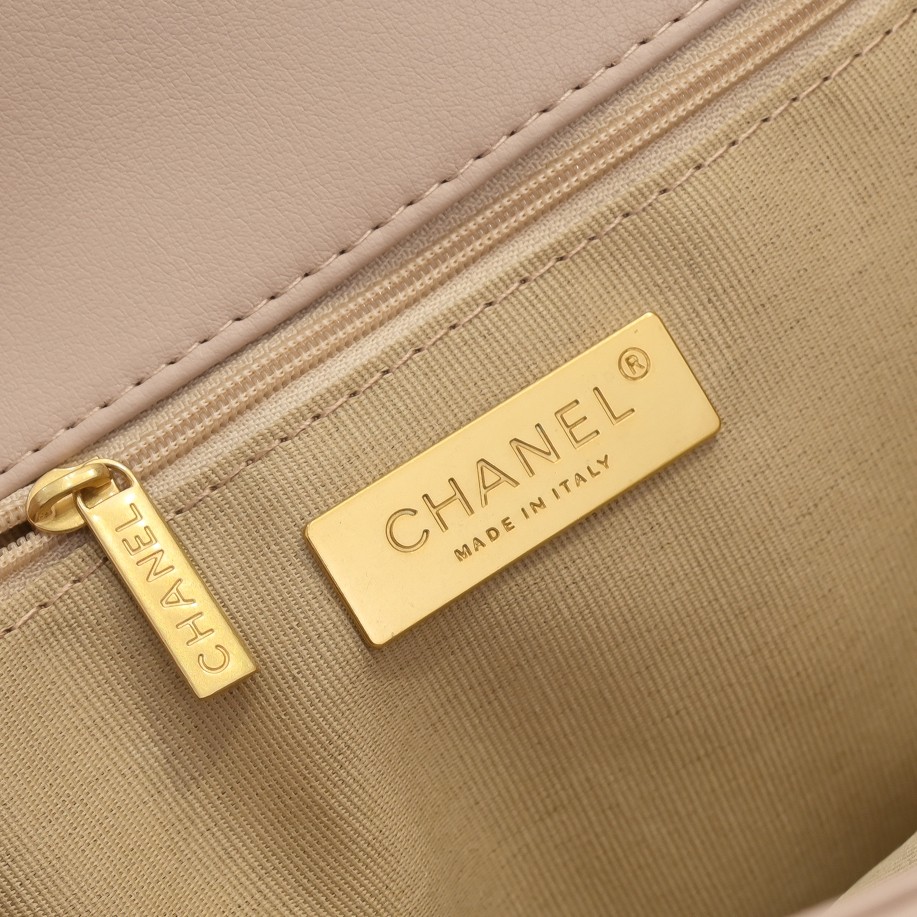 Chanel Lambskin Quilted Medium19 Flap Shoulder Bag Handbag