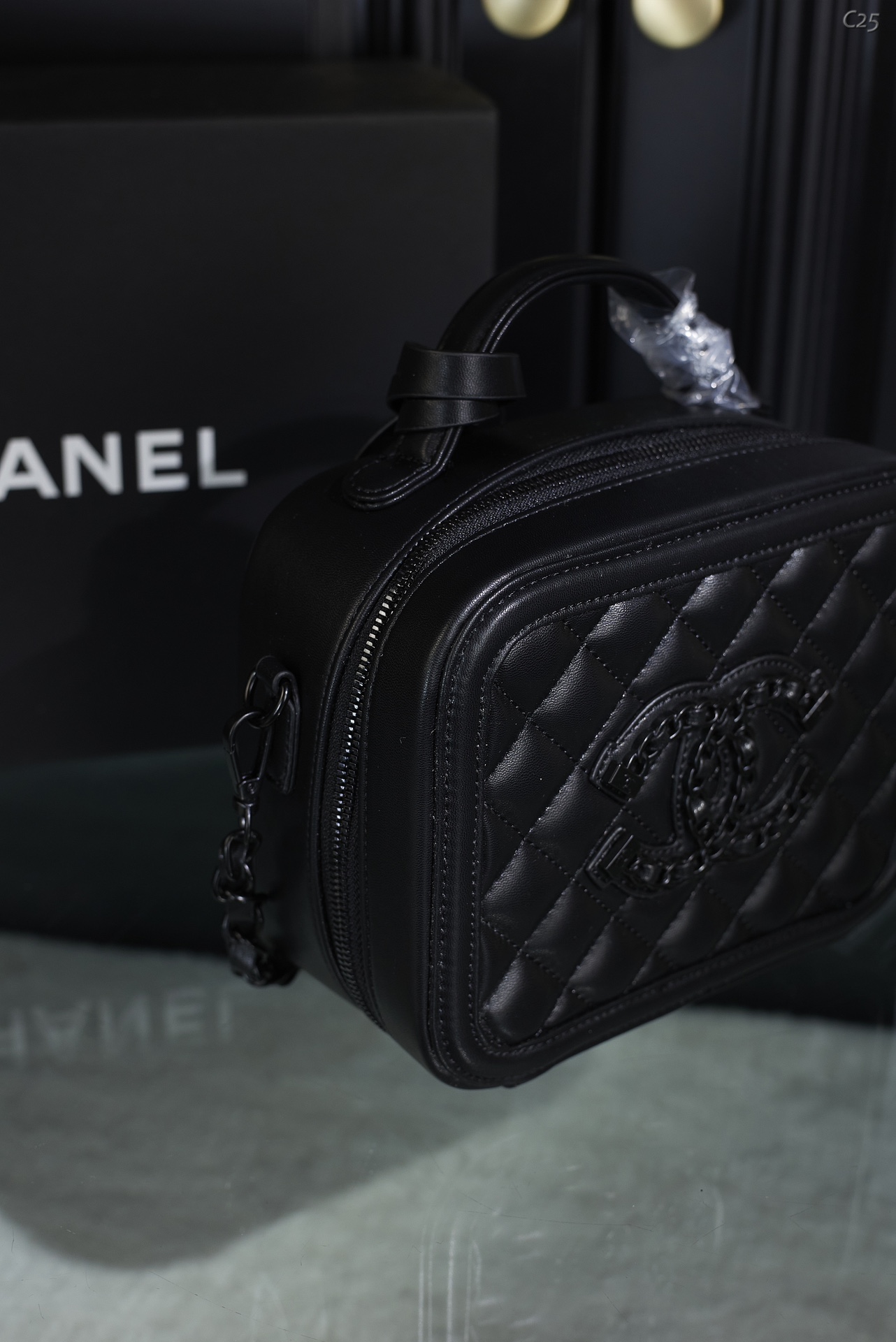 Chanel Case Bag 008 DB571 18cm