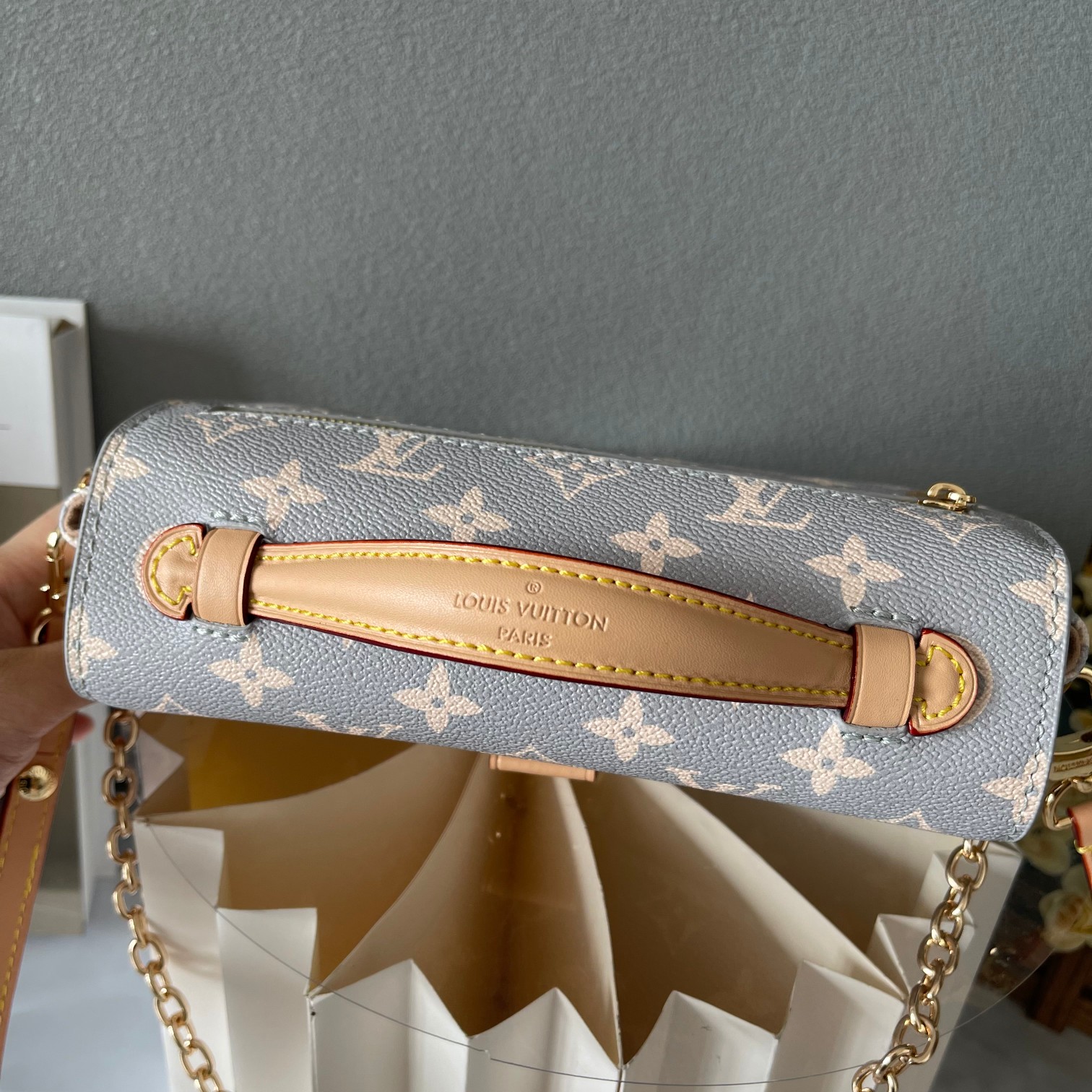 LV Pochette Métis East West M12429 LM031 21.5cm（7AReplica）