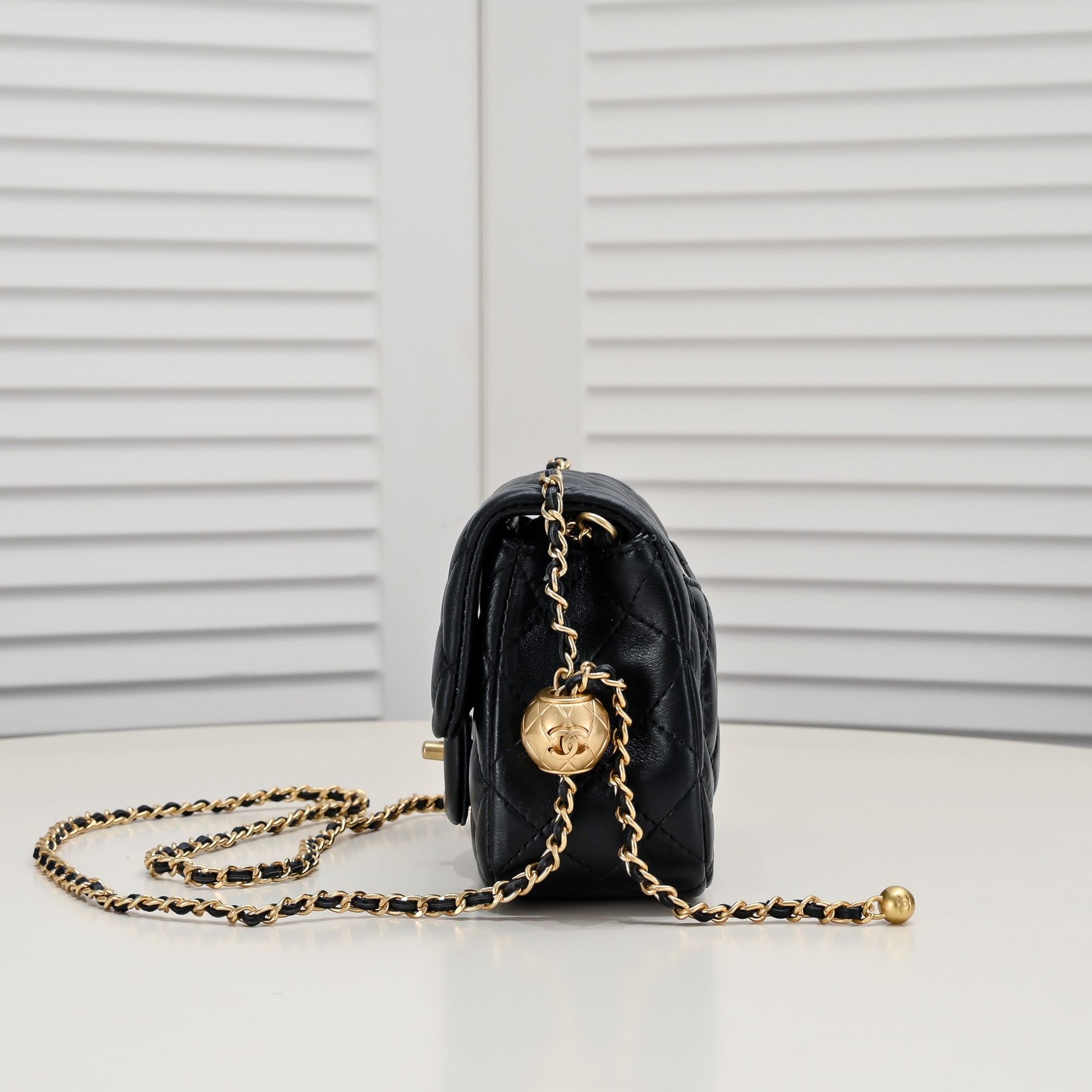 Chanel Cross Body Metal Ball Chain Shoulder Bag Handbag