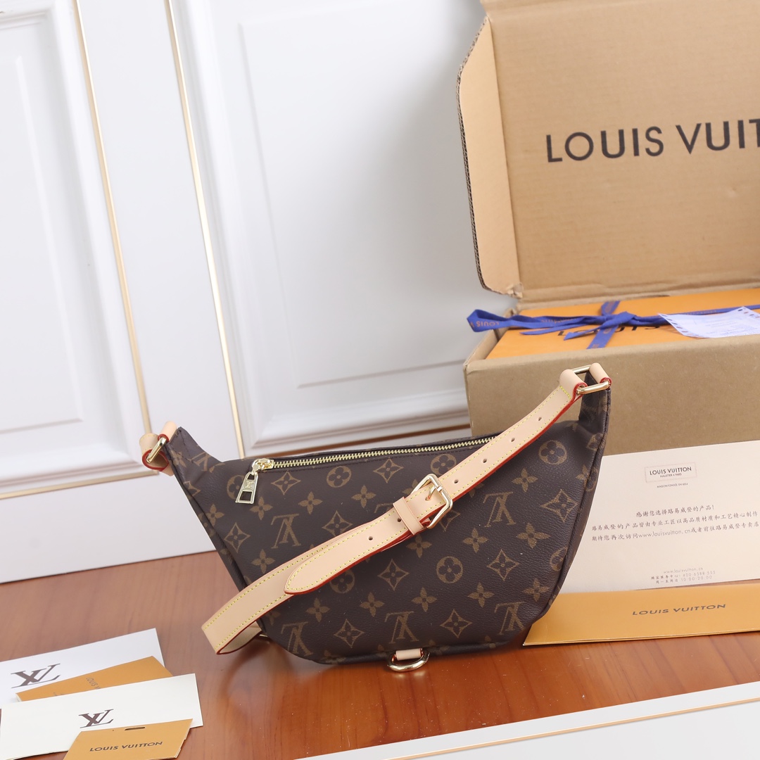 Louis Vuitton BUMBAG