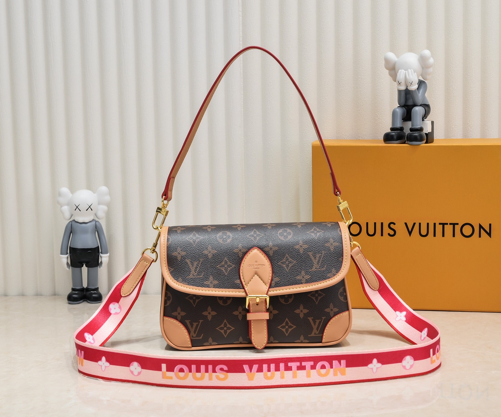 LV DIANE Bag M45985 XX061 25cm