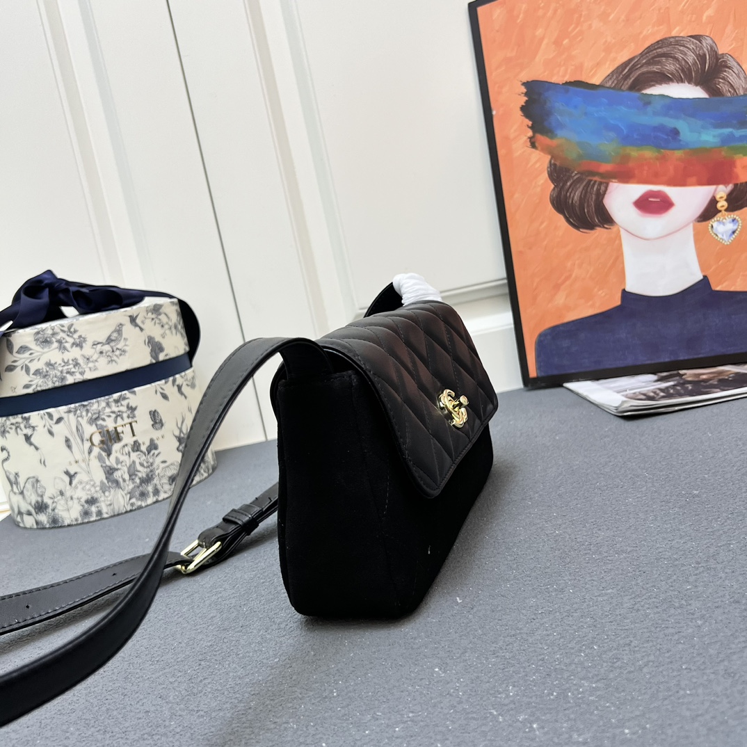 Chanel CNIT Shopping Bag S3277