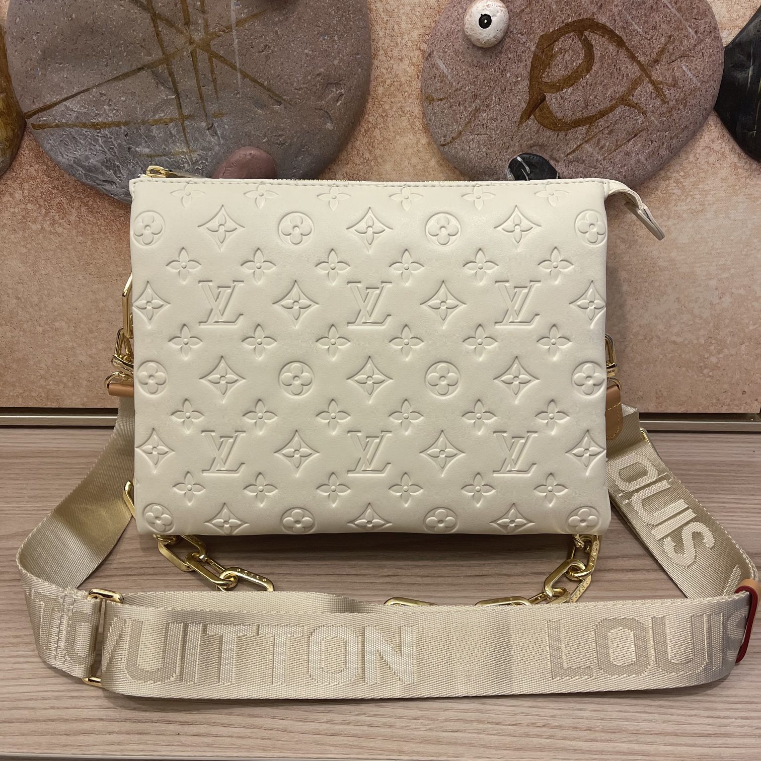 Louis Vuitton COUSSIN PM