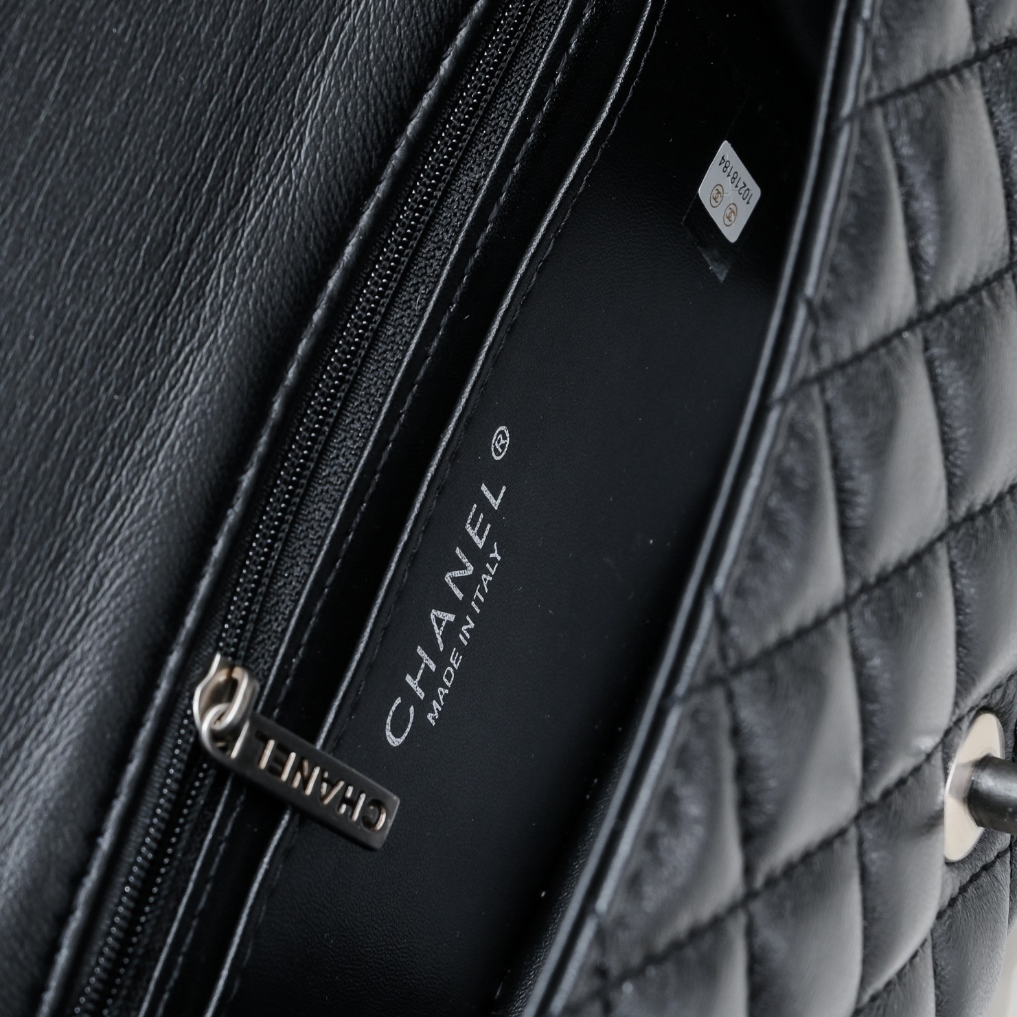 Chanel Cross Body Metal Ball Chain Shoulder Bag Handbag