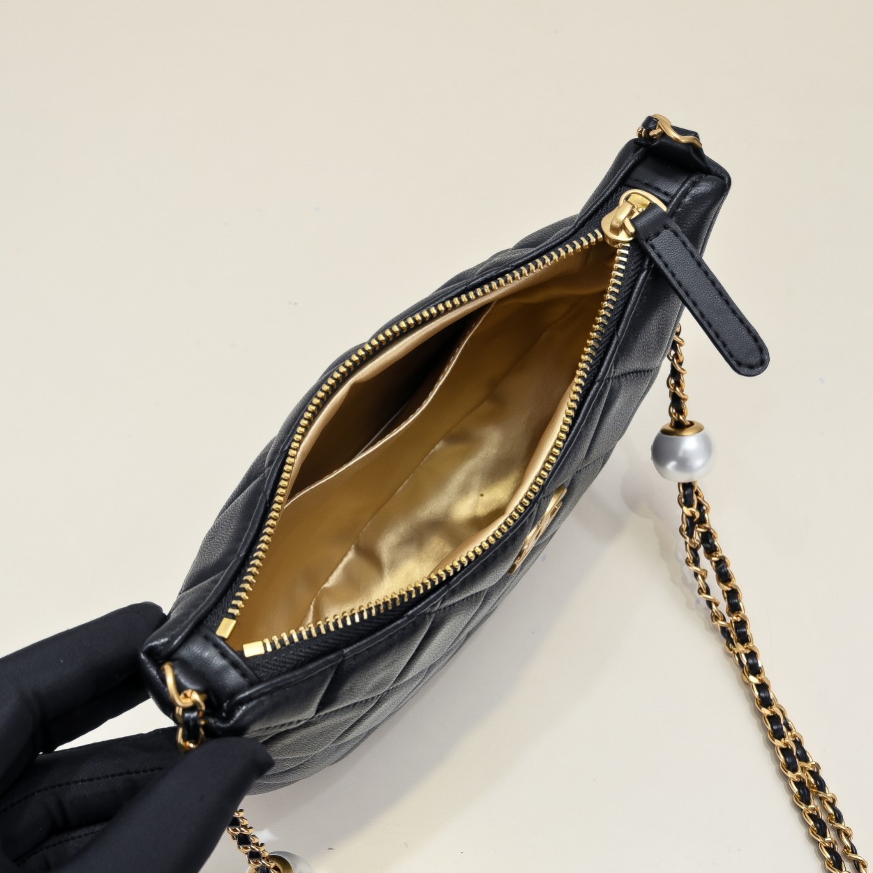 Chanel  Shoulder Bag Handbag