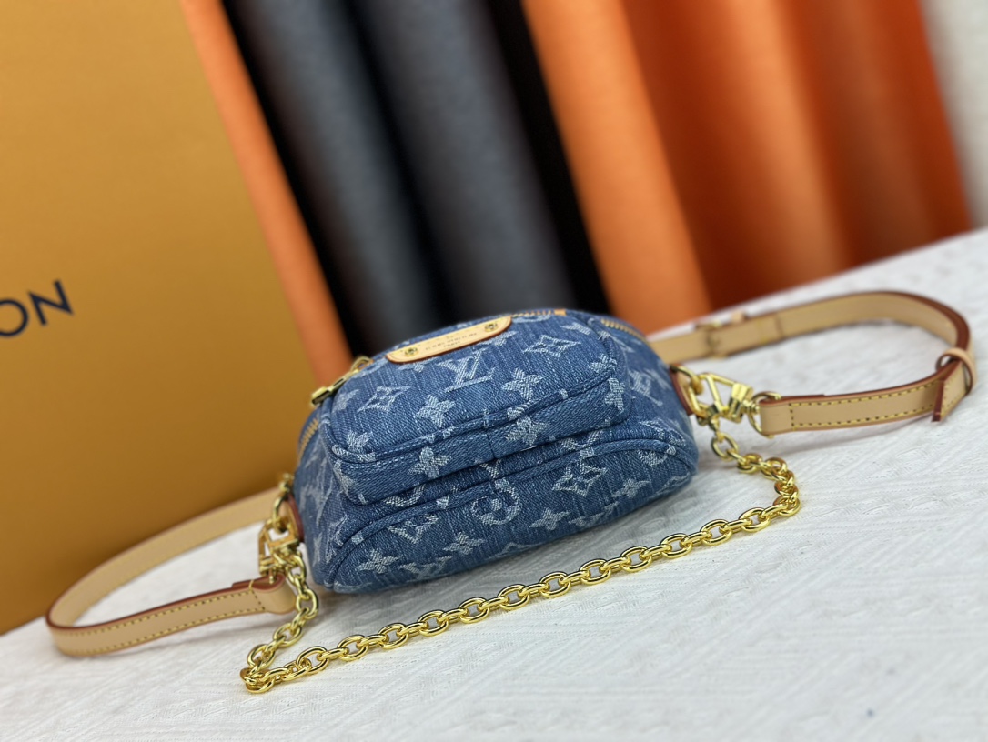 LV Gradient Mini Bumbag M82208 LM021 17cm