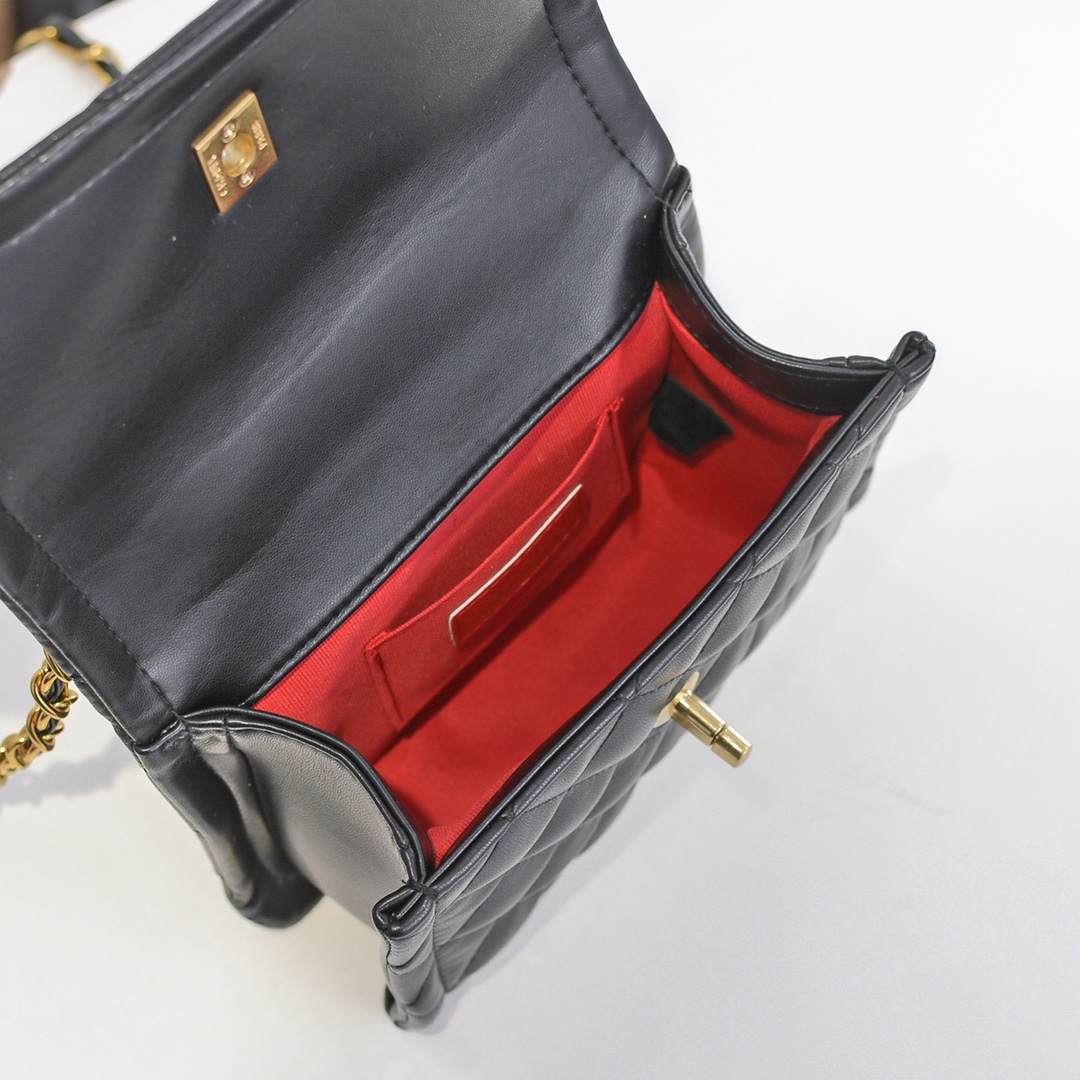 Chanel CF Shoulder Bag Handbag