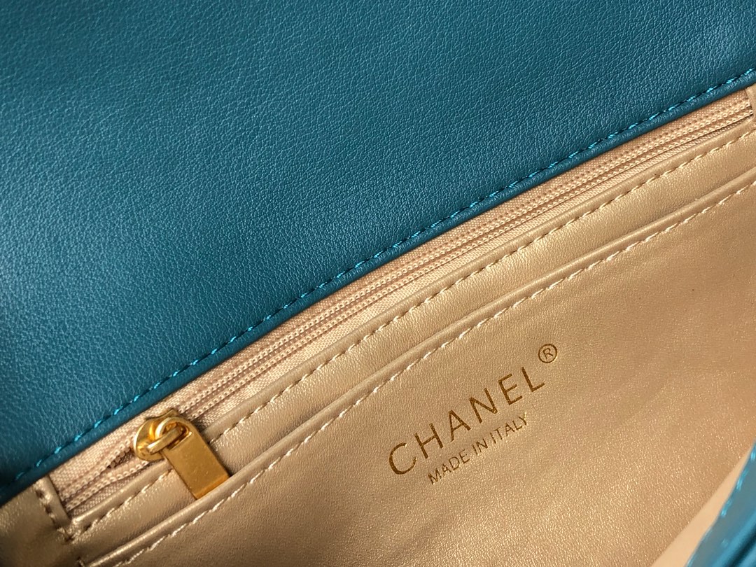 Chanel Cross Body Metal Ball Chain Shoulder Bag Handbag