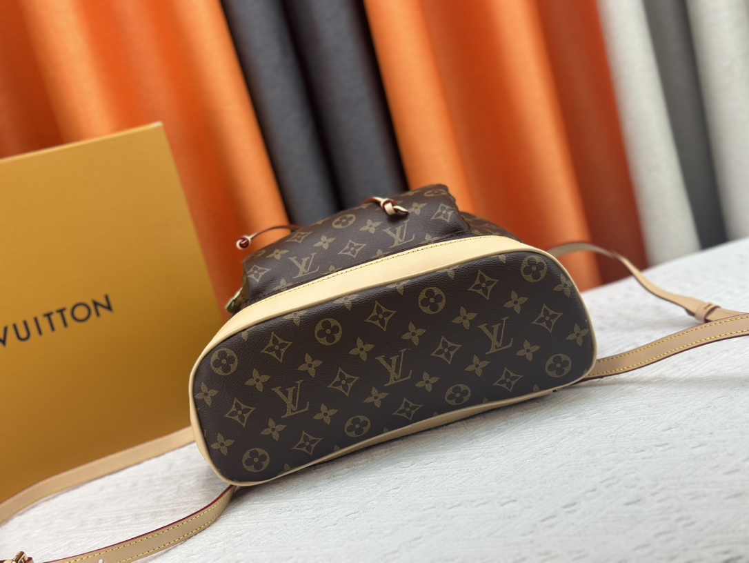 Louis Vuitton Montsouris Medium Shoulder Bag  M11197 Monogram