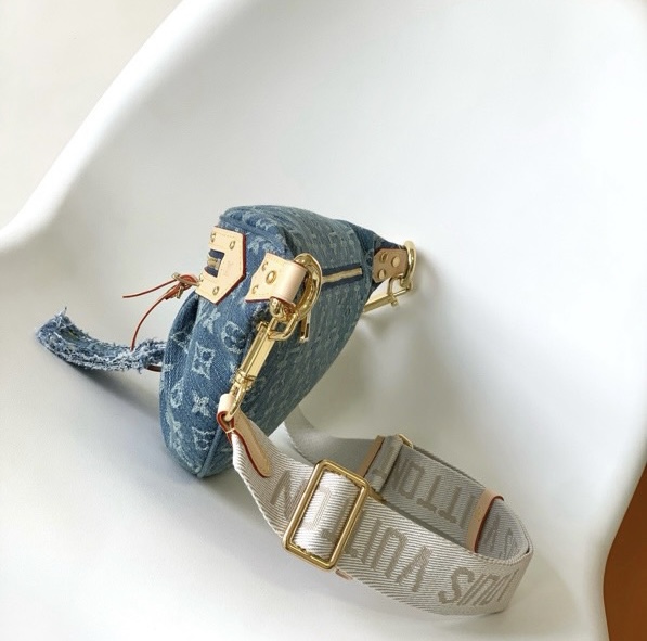 Louis Vuitton LV Bumbag Denim Bag(Replica)