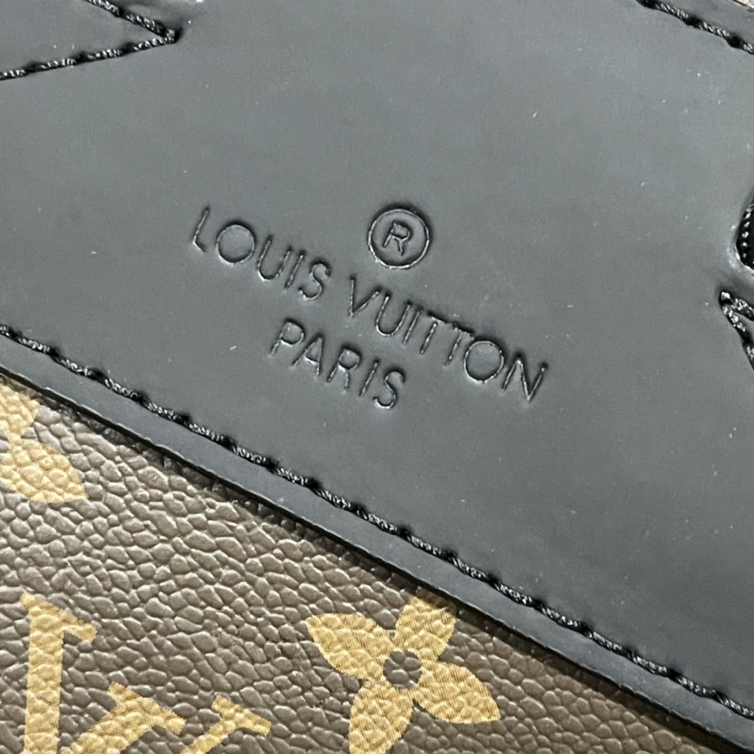 LV Montsouris Backpack Brown M46683 LM002 40cm