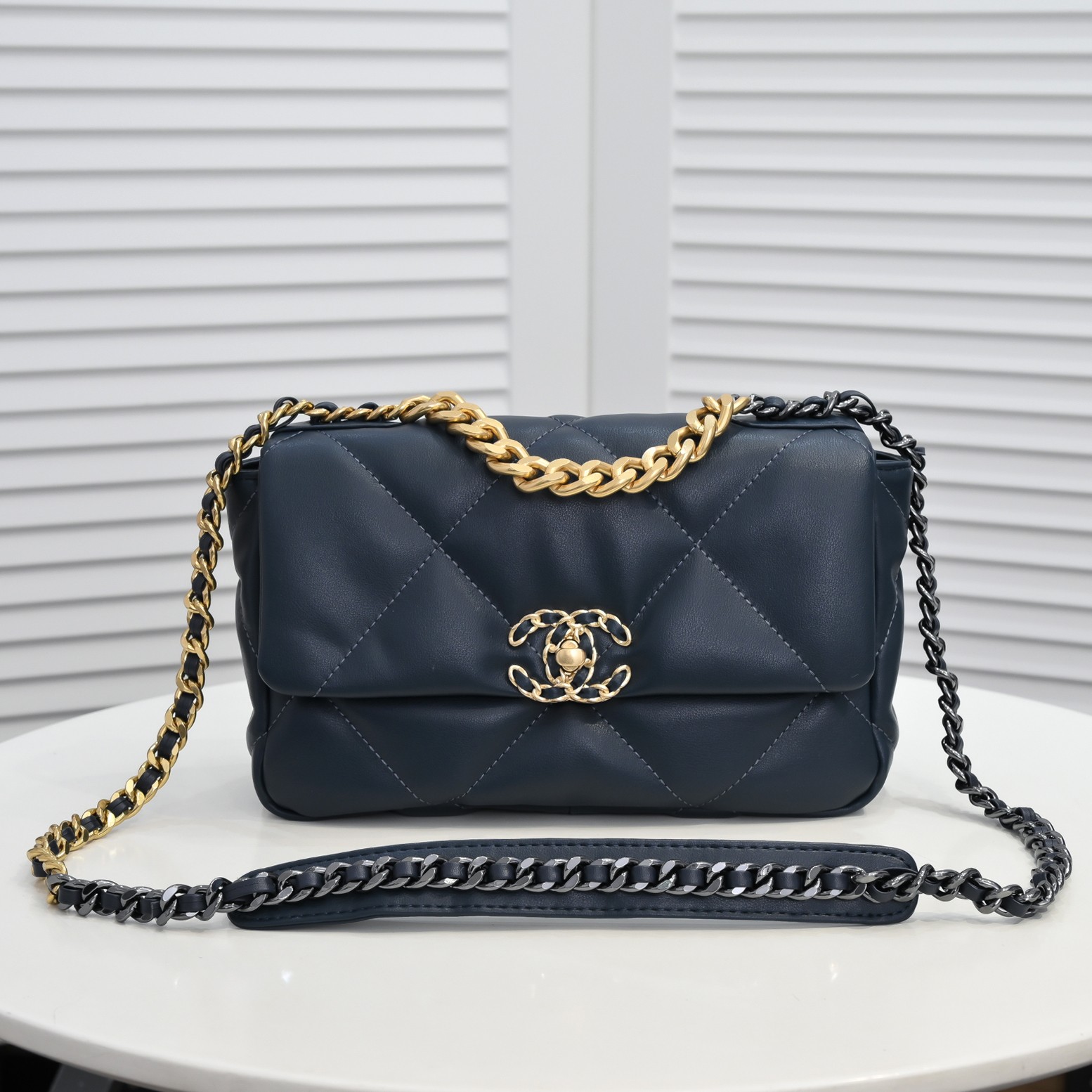 Chanel 9010 HC 081 26cm