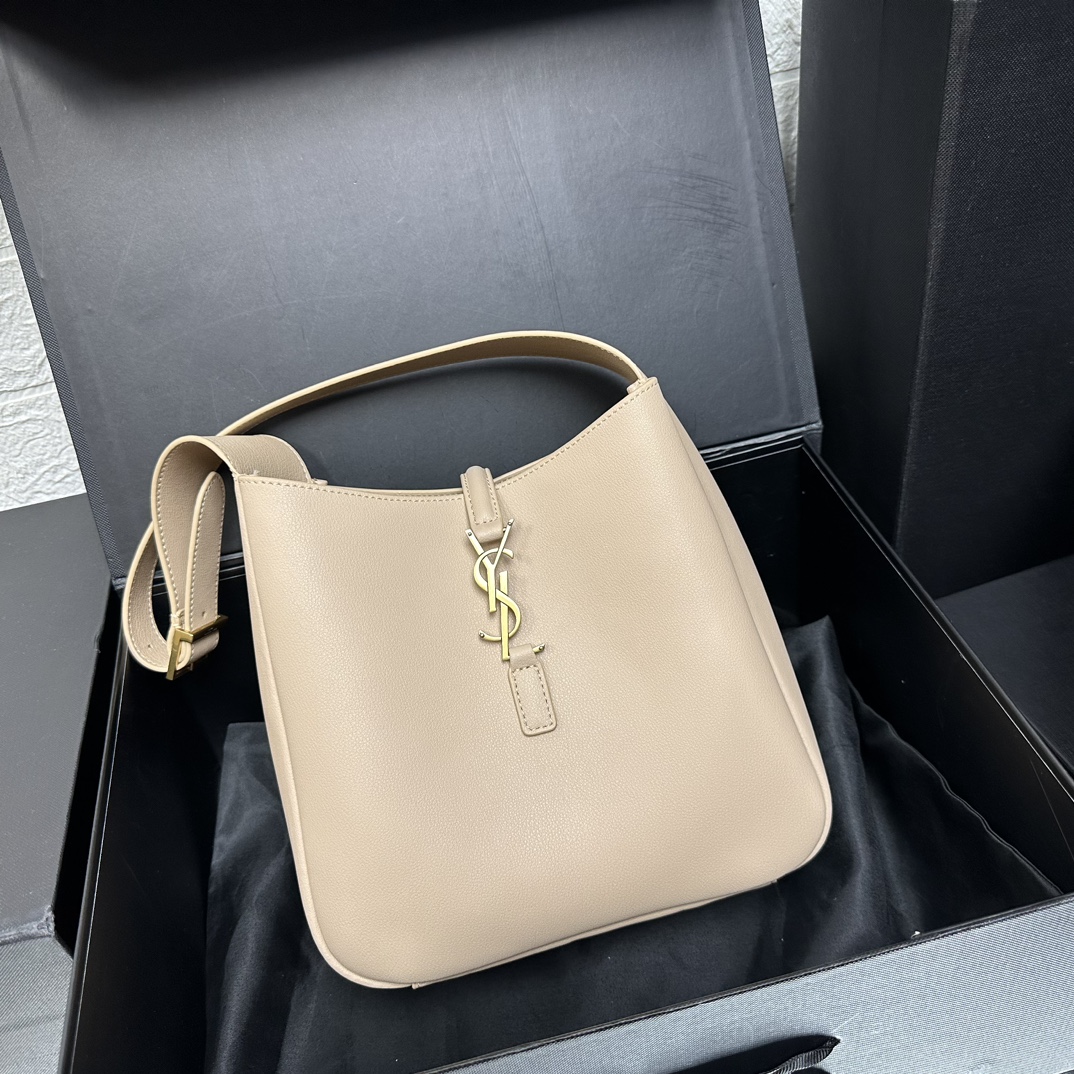 YSL LE 5 À 7 Shoulder Bag 710886 LM571 24cm