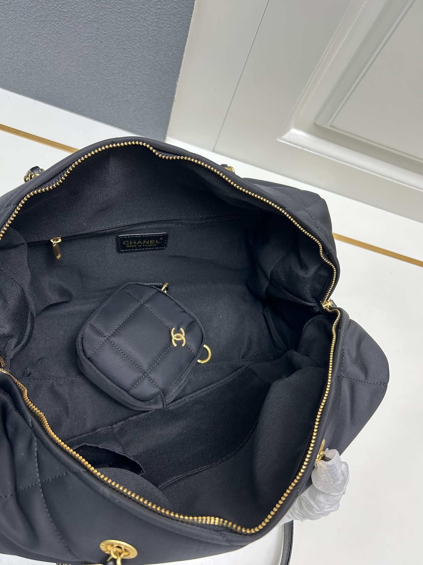 Chanel small shopping bag S3169