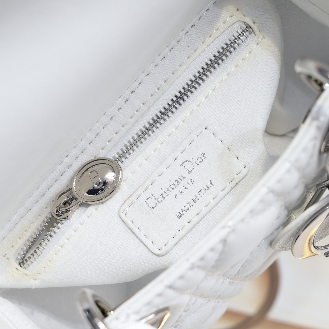 Mini Lady Dior Bag White Silver Sheepskin 2077 LM051 17cm