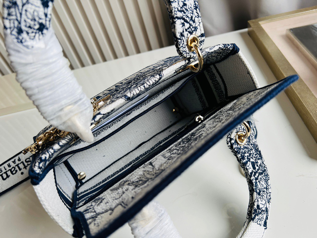 10A + top quality Dior Medium Lady D-Lite Bag M0565 LM003 24cm